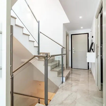 Luxury Townhouse Golden With Garden Views & Garage * Marbella